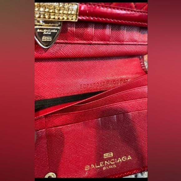 EUC $800 BALENCIAGA Patent Leather Wallet 🩷LIVE show item - Picture 7 of 9